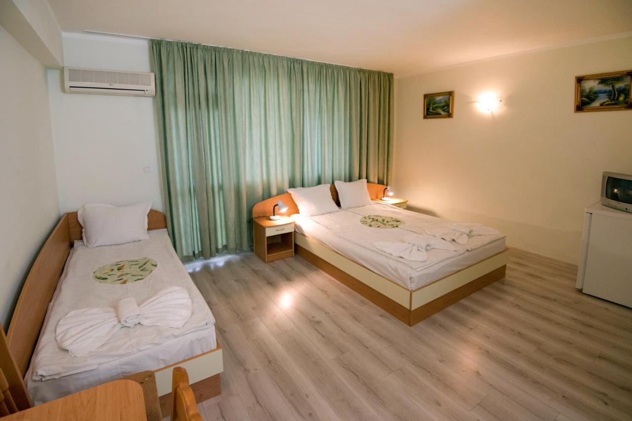Св.Иван Hotell Primorsko Exteriör bild