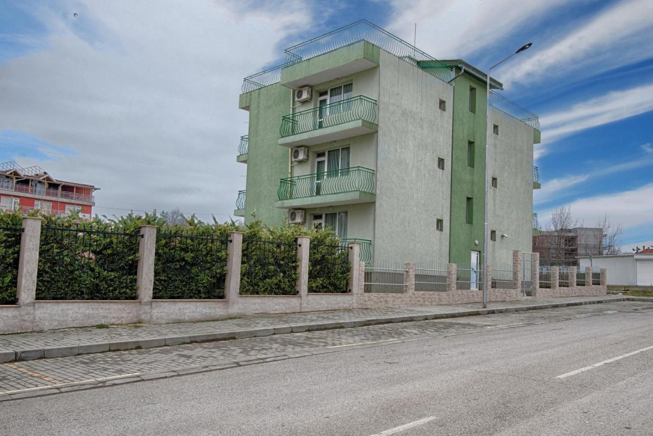Св.Иван Hotell Primorsko Exteriör bild
